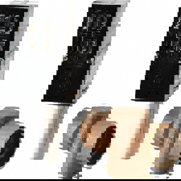 Hydronic Zone Controls; Fractional Tube Size: 1-1/4 ; Time Cycle: 45/60 ; Differential: 15 ; Minimum Temperature (Deg F - 3 Decimals): 32